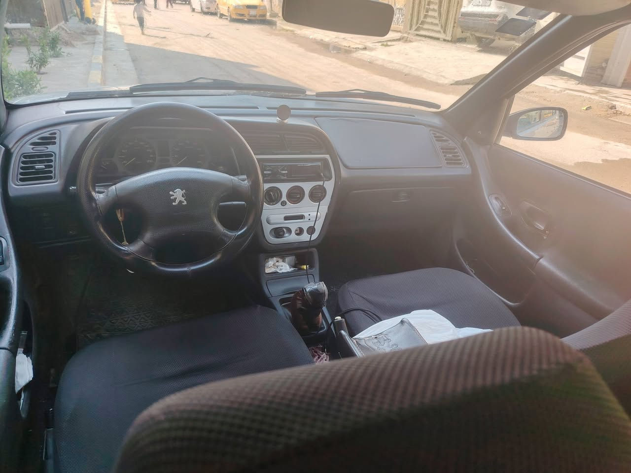 للبيع فقط بيهة طخة جاملغ خلفي ولايت ايمن فقط المكينة والكير نظيفات صدر نظيف دبلات خلفية نص عمر التبريد يحتاج غاز الكهربائيات شغالة كلهة  السيارة بأسمي شرط التحويل السعر 42 بيهة مجال مكاني بغداد حي الجهاد


**إذا كنت صاحب هذا الإعلان وتريد حذفه لأي سبب، رجاءا أرسل رسالة إلى الدعم الفني**