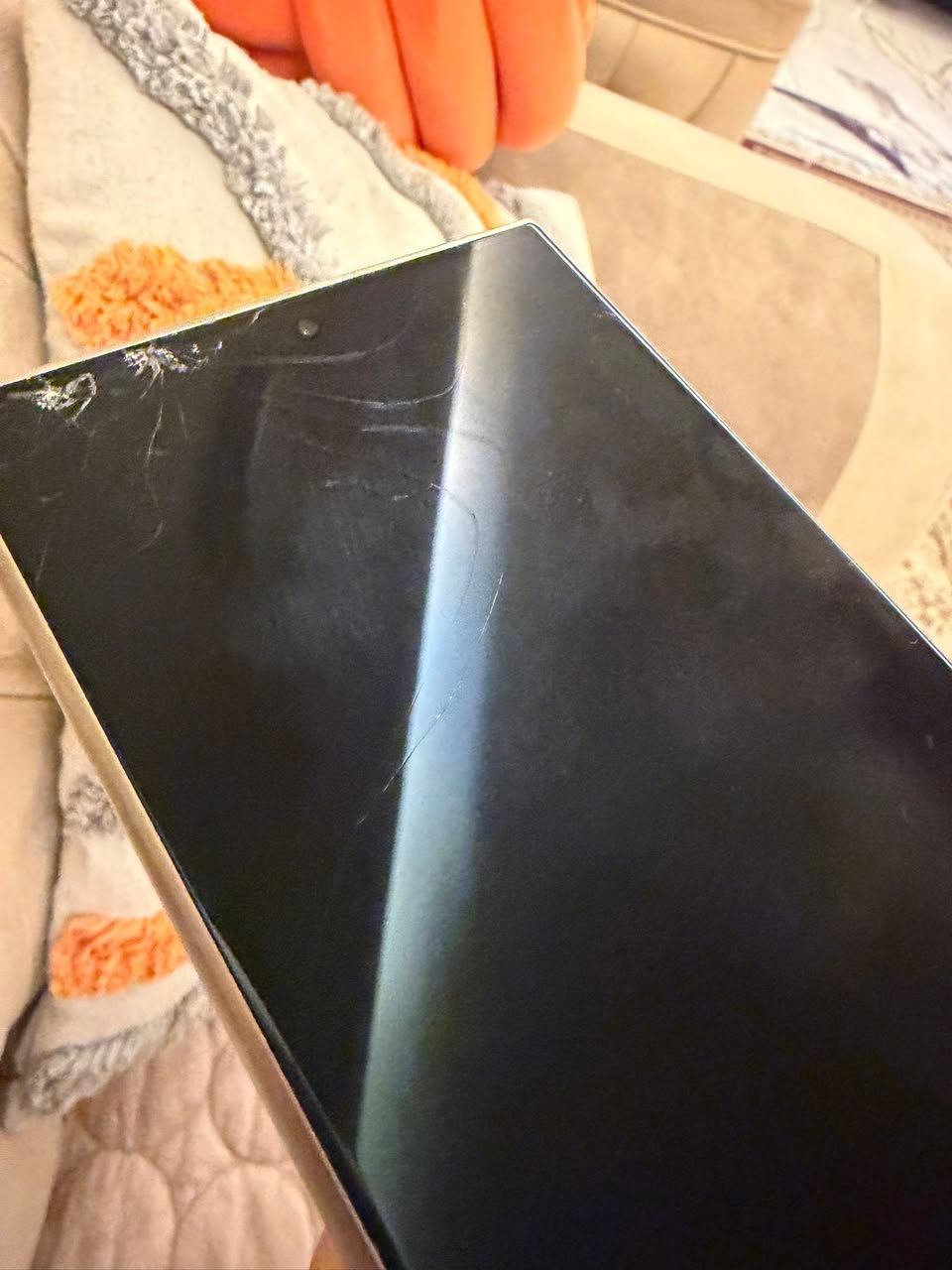 اس 24 الترا 256
بي فطر بسيط بل كلاس
السعر : 680.000 الف قفل بدونً عملة
رقمي : ***********
أنينو للهواتف 
زيونة شارع الربيعي مقابل الكوخ
