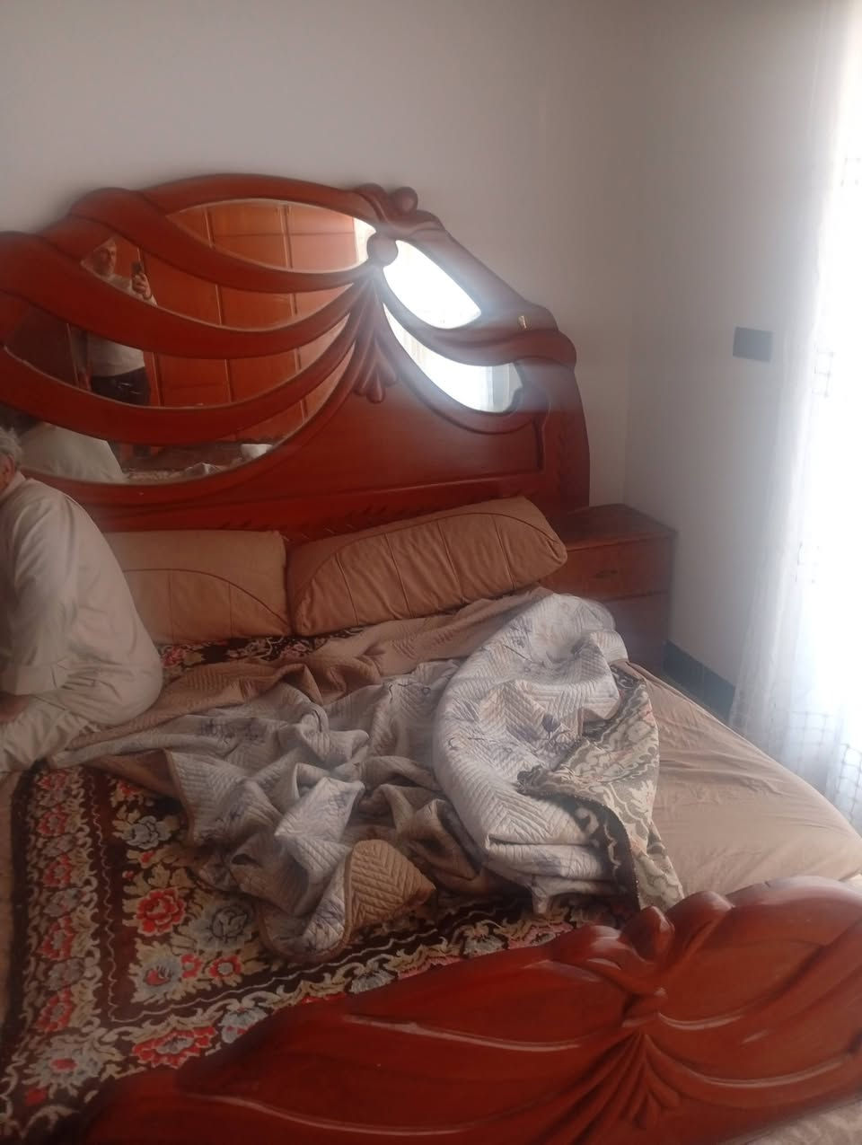 غرفة نوم صاج كلش نضيفه ابسعرمناسب للستفسار
***********
