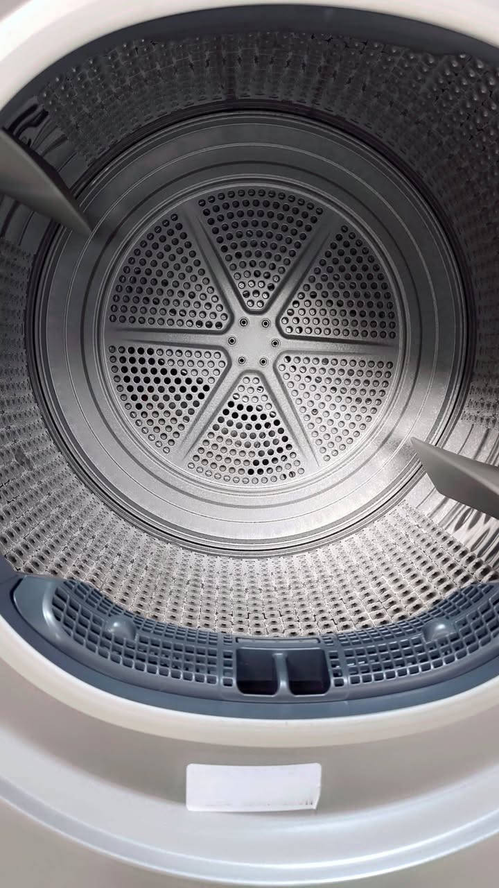 مجففه ملابس ماركه وايرلبول حجم 10 كيلو نظافه 100% مستخدمه كم مره فقط ضمان فحص 3 ايام
السعر 250 الف الشراي يتفضل خاص


**إذا كنت صاحب هذا الإعلان وتريد حذفه لأي سبب، رجاءا أرسل رسالة إلى الدعم الفني**