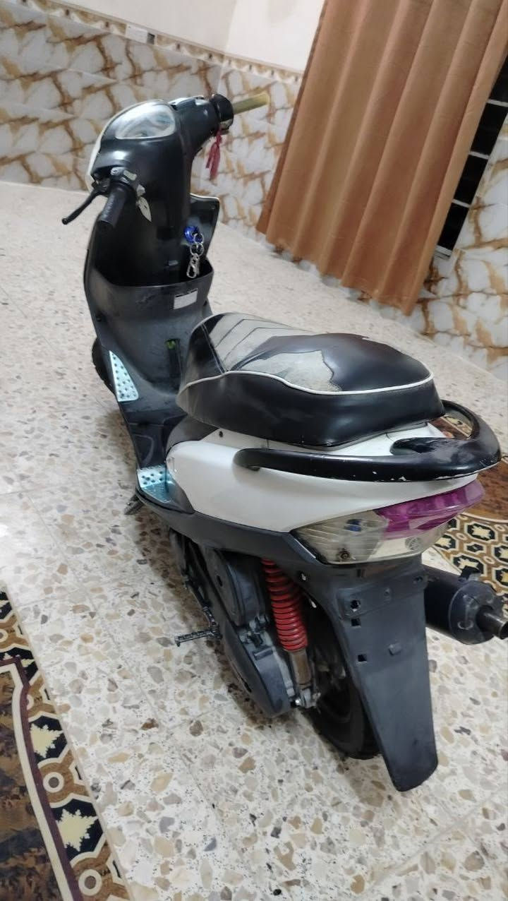 سلام عليكم ماكس للبيع بوشه 55 صالنصه FM تزويد صدر امامي وشيال السعر 450 وبيه مجال ***********
