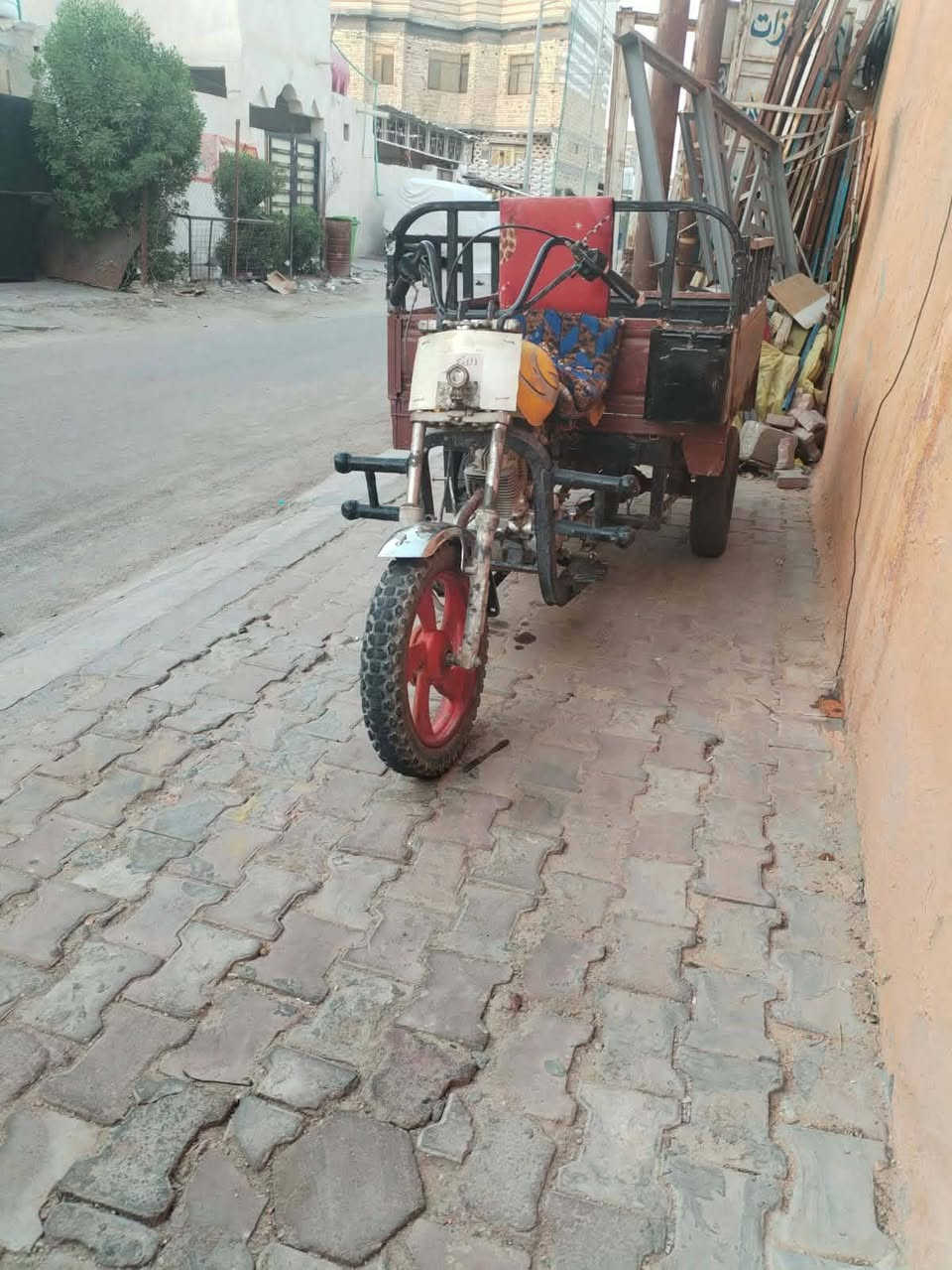 لبيع أدوات مكفوله مكينه بدي شاصي مكفوله كلش بصره حيانيه *********** سعر ٥٠٠
