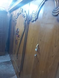 غرفة اخشاب كامله مكمله ونظافه 100/80 السعر 750 _ 07847752089