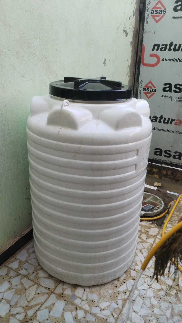 خزان 500 لتر 50 قفل 
جديد استعمال شهرين 👍🏻👍🏻👍🏻👍🏻


**إذا كنت صاحب هذا الإعلان وتريد حذفه لأي سبب، رجاءا أرسل رسالة إلى الدعم الفني**