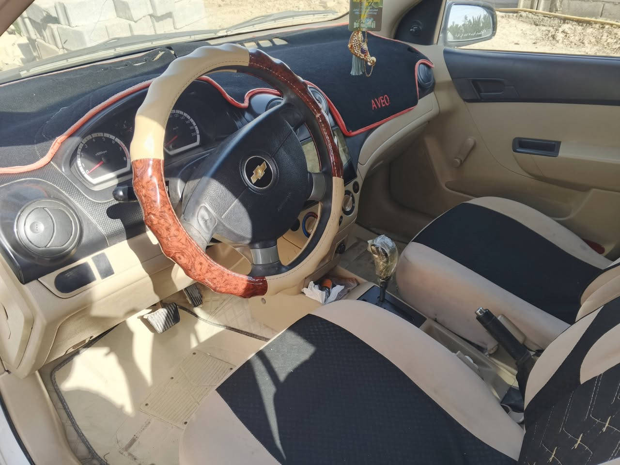 افيو 2013 خليجي 1600 اوتماتيك رقم نگليزي نجف تحويل مباشر سياره جاهزه من كلشي شاشه تغليف الأرضيه جلد السيارة مكفوله من الصبغ والتبديل بيها بس بارد بجاملغ مكان سماوه السعر 74 للأستفسار ***********
