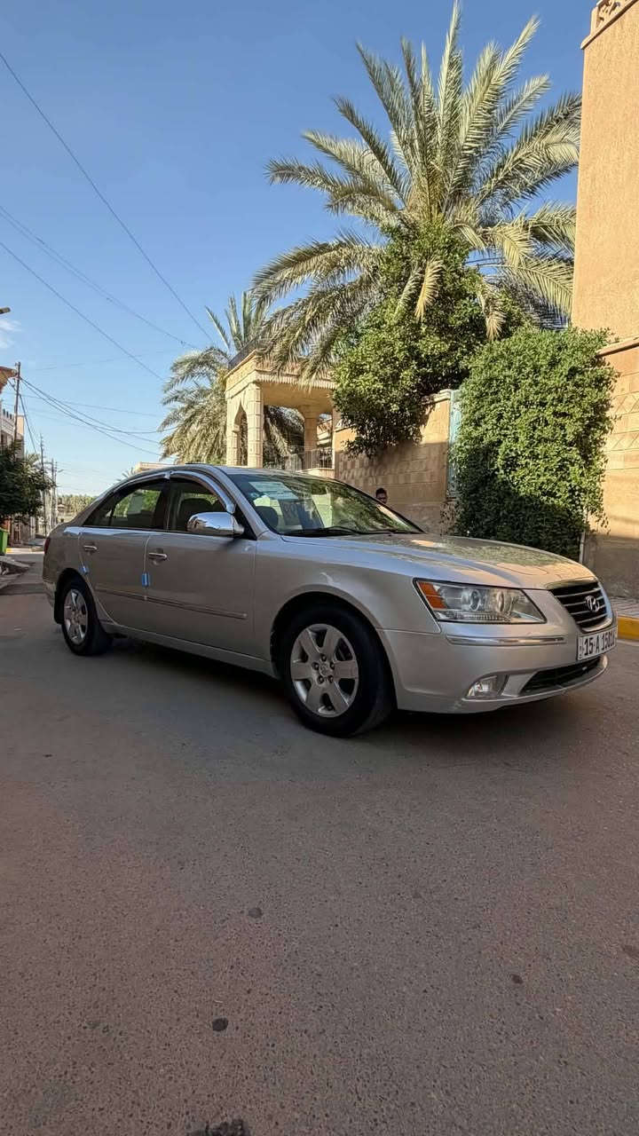 السلام عليكم. للبيع. سوناتا. موديل 2009
فول مواصفات 1 /1
انبار. تحويل مباشر. الدولي.  
وارد امريكي. ليبل واحد
صبغ صفحة كاملة سب جراد
عندي صور فيديو قبل صبغ 
محرك 2400 دوش كفاله 
محرك. كير. صدر. تبريد. 
سياره جاهزه من كلشي. 
السعر 105 وبيها مجال بسيط
مكان سياره الانبار قضاء هيت
الاتصال ***********
 ***********
