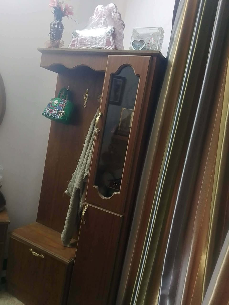 غرفه نوم نضيف... بسعر. 350.... 
 عنوان.موصل قوسيات... 🤎


**إذا كنت صاحب هذا الإعلان وتريد حذفه لأي سبب، رجاءا أرسل رسالة إلى الدعم الفني**