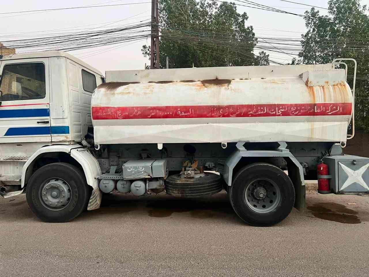 للبيع تنكر وقودي طوناج عشره جي بي إس جاهزه جاي اتحمل يوميه تحويل مشروع وطني مكاني ناصريه السعر ١٣٥ ورقه الاتصال ***********
