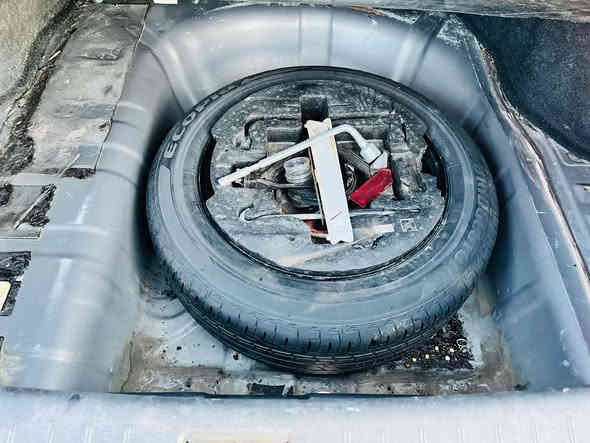 السلام وعليكم شباب
نيسان سنترا 2017 خليجي
كوبون بانزين
كير ومحرك شرط
صبخ بيها باب بدون داخل
تبريد ثلج
تايرات جديد
ماشيه 170 كليو
السياره في بعشيقه
***********
السعر 117
