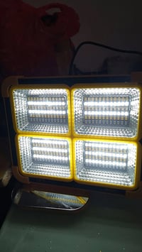 بروجكتر شمسي • يشحن موبايل • توجد كميات