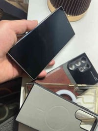 سامسونك s24 الترا جهاز شرق اوسط ذاكره 256  الكارتون موجود الكيبل مال ا...