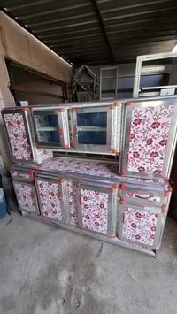 للبيع ٤ قطع مترين ويا متره ونص اخو الجديد  07717062347 07810990003 اتص...