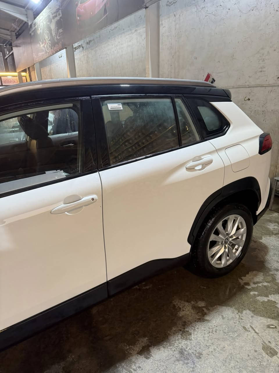 سلام عليكم كورلا كروز شركة ساز مو صيني سياره كفاله عامه موديل 23ماشيه 17 الف كيلو قابل للزياده  بعده بلظمان تو كلر ابيض قماره سوده معروفه مواصفات كروز ساز سياره رقم بغداد باسمي تحويل ثاني يوم سعر مطلوب 21500 دولار بيه مجال او مراوس ويا راف فور حصرا ونتفق على الفرق ***********مكاني بغداد كاظميه
