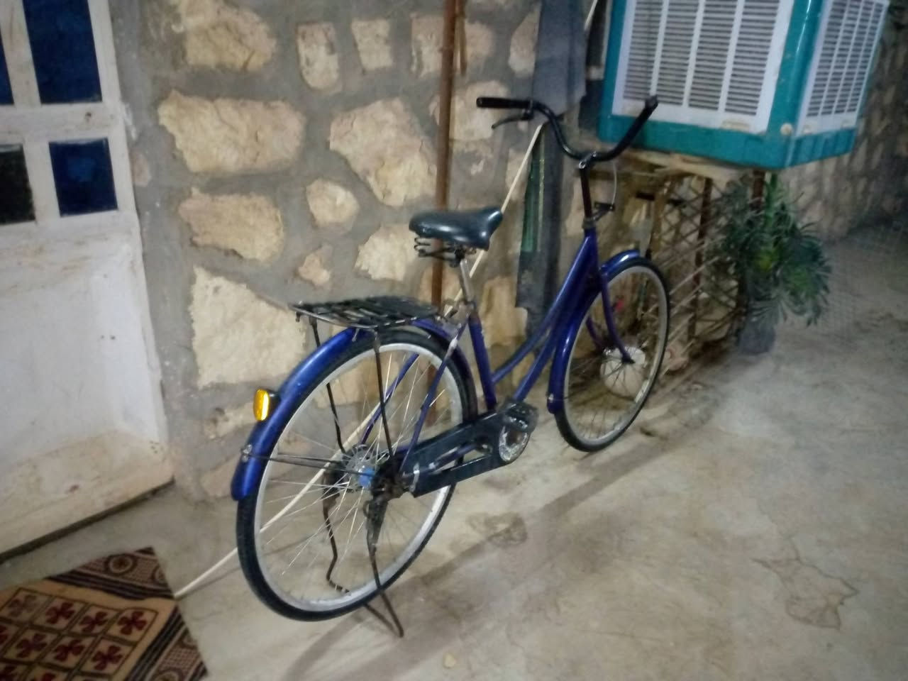 سلام عليكم ورحمه الله وبركاته✨
بايسكل للبيع او للمروس سعر✨

65الف وبيه مجال نظافه✨

85٪100 البايسكل ياباني✨ 

حاويه جاملخاته وياه نفس✨

لون مكينه ركه مكان النجف✨ 

عامود 130 على شارع كربلاء✨ 

جهه يا حسين الي يريديستفسر✨

هذه الرقم***********✨

 واتساب او يجي خاص
