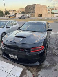 جارجر 2017 RT 5700 للبيع فول مواصفات عدا الفتحة حادثها موضح بالمنشور ج...