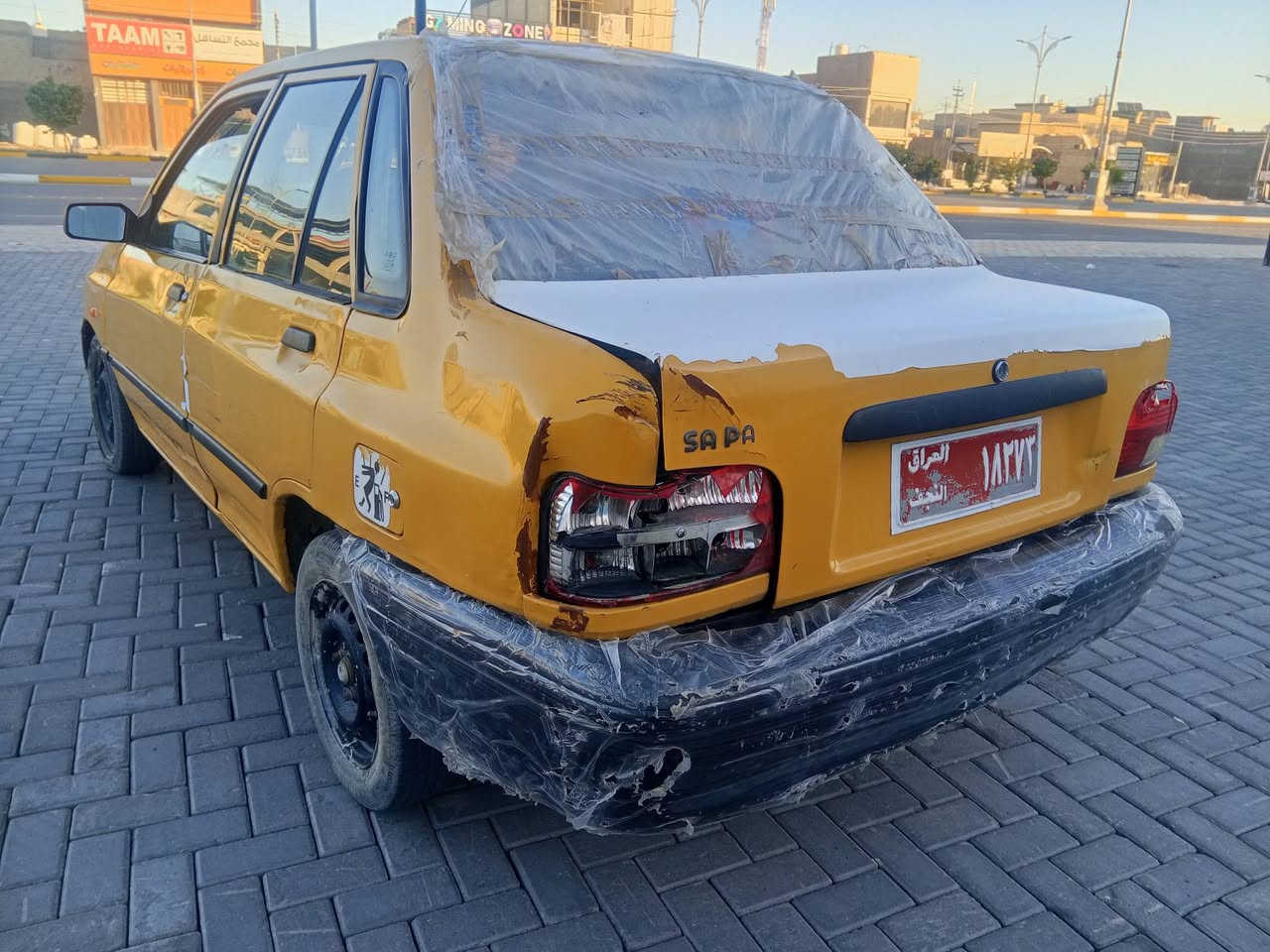 بلاش بلاش فقط 10 ورقات وبيه مجال جدن بسيط   سلام عليكم عيني سايبه موديل 12 بيه ضربه شغاله فقط بيه نواقص بسيطه رقم احمر صدامي نجف عليه هيه 5 ورقات تريد ادور تريت تشتغل بيه عدي رقم رعيه راد تحويل وبعد ما توصلت ويه ابيع هل موجود ***********
