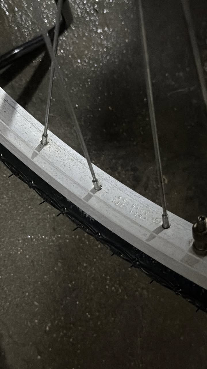 بايسكل للبيع لون احمر ومختم وموديل 24 وحجم 26 والسعر 100الاف وبي مجال للطيبين 🔥 الي يريده يجي خاص


**إذا كنت صاحب هذا الإعلان وتريد حذفه لأي سبب، رجاءا أرسل رسالة إلى الدعم الفني**