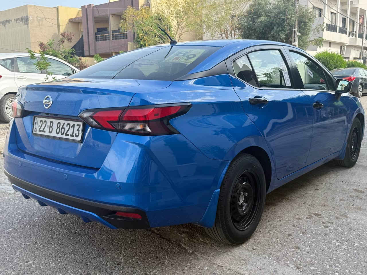 للبيع فيرسا موديل 2022 لون مميز حادثها بنيد صبغ بدون دواخل ارباك سستم كير و محرك وتبريد شرط سياره جاهزه و نظيفه سنويه ورقم جديد بسمي شرط التحويل السعر 104  بيها مجال بسيط *********** كركوك, العراق
