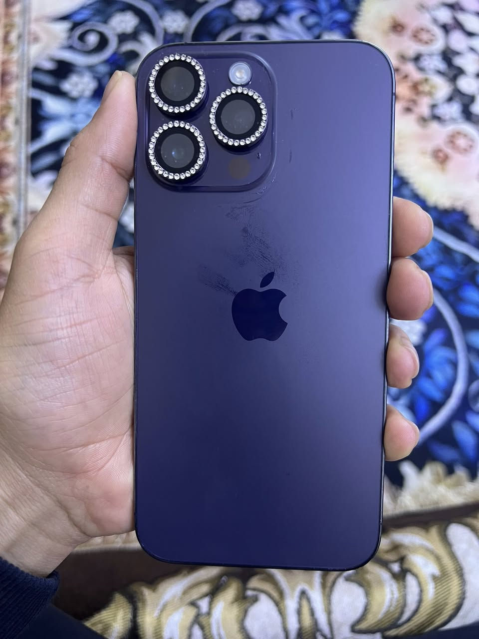 السلام عليكم تلفون 14 برو ماكس نضيف كلش مامفتوح ابدد تلفون مال بيت ذاكره 256 بطاريه 84 سعر قفله 875 بي مجال بسيط مكاني بغداد حي العامل *********** لمو شراء بدون زحمه لا يتصل
