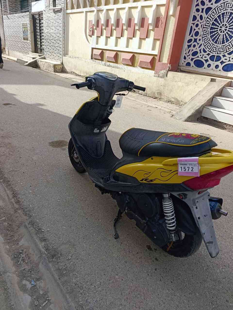 سلام عليكم ماكس عدله للبيع دراجه حاويه مكفوله كفاله عامه من التاير للتاير الدراجه مزوده بيها ويله نجمه اصلي اصلي صالنصه صجميه اصليه دبل خلفي مزود اصلي ابو الجك شلون التاير ينفخ هوه ينفخ هم قبق فلوين قبق عنبار  قطره صره الجوه وير بريك هاذه كله مزود ملحضه  تزويد الدراجه كله اصلي ولدراجه ختم واحد وي الكفر ولمكينه لون مميز بلاد مكينه سبانه ما ممدود عليها  كله شغال من الطول للطول لايت بكلات اشاير سلف هندر هدراجه كفاله عامه عمي الميعرف سعرها وسعر التزويد البيهاا لا ياخبرني ***********ما متواجد فيس فقط وتساب او تنتصل على خط الدراجه ختم واحد المكينه ولكفر ولسواد  ولتزويد بيها مو تجاري جي ويها من اليابان   مكاني الناصريه مركز
