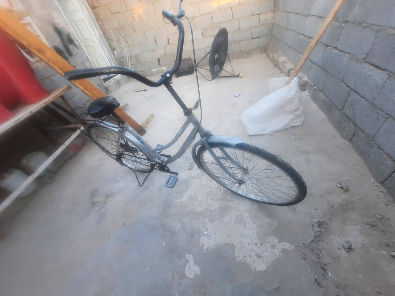 باسكل  البيع  
شركه سانتوس 
نضيف حجم٢٦ 
الون رصاصي 
سعره 45 وبي مجال


**إذا كنت صاحب هذا الإعلان وتريد حذفه لأي سبب، رجاءا أرسل رسالة إلى الدعم الفني**