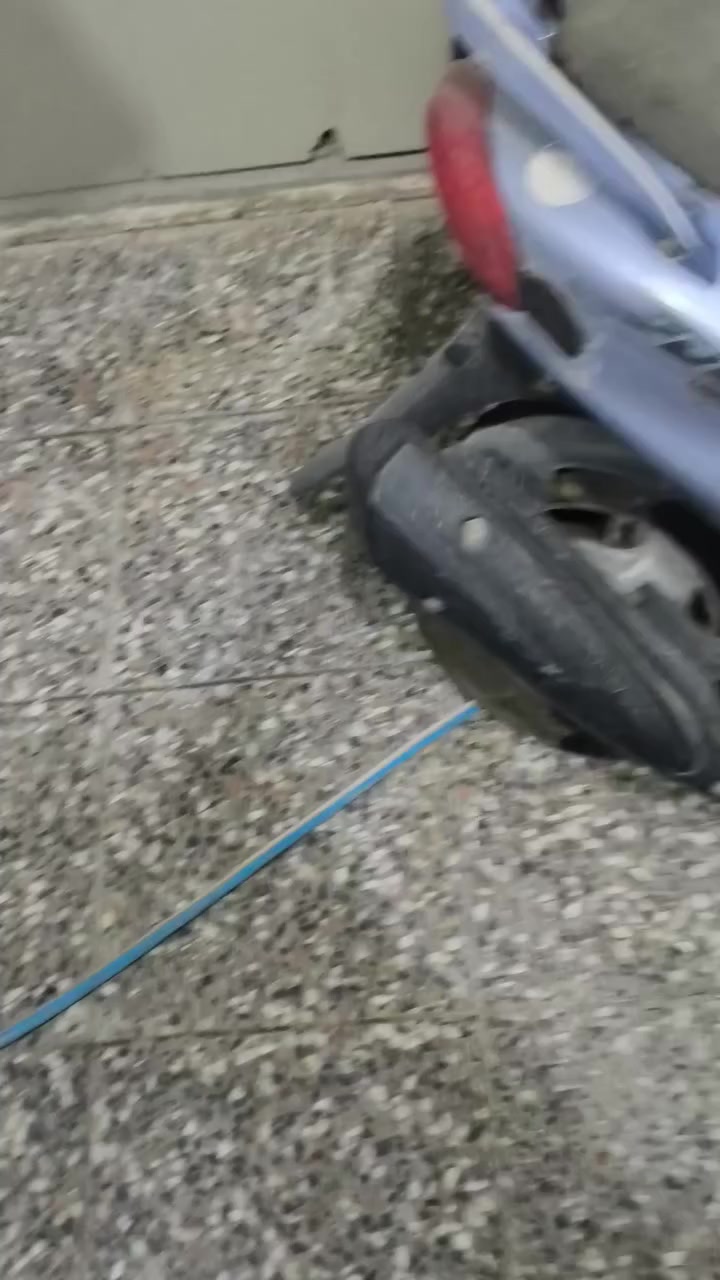 للبيع ماكس قجمه الدراجه خير من الله جديده جانت متروكه السعر)( 450 )(*********** العنوان بغداد الجديده
