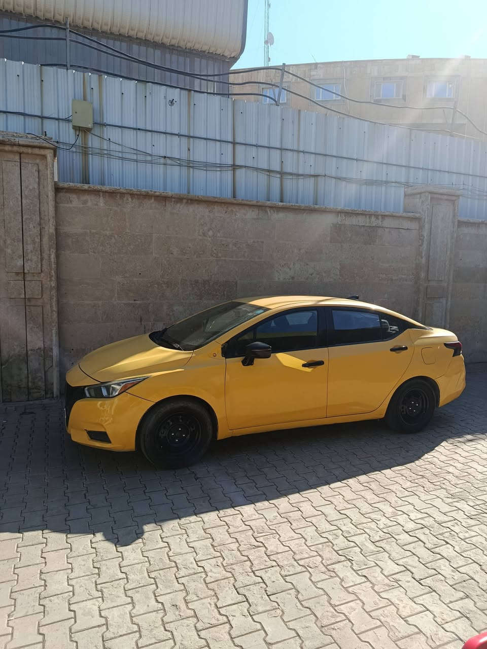 للبيع  Nissan Versa 
موديل 2020 SV
السعر 103 $
مواصفات كاملة 
بصمة
رادار خلفي امامي
نقطة عمياء 
مانع انزلاق 
تحديد مسار 
ABS
وبقية المواصفات المعروفة 
رقم بغداد 
مكان بغداد 
***********
