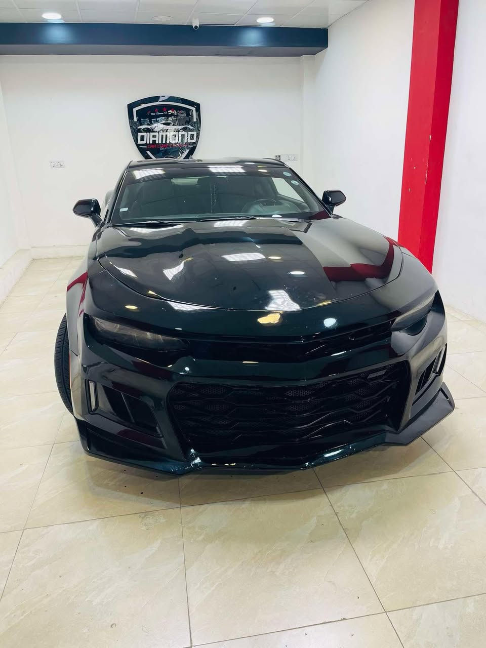 camaro RS 2017
الفخامة الاميركية ✈️💯

6 سلندر المرغوب وفئة RS 

* كير محرك شرط ١٠٠٪

* كهربائيات شرط ١٠٠٪

* تبريد تدفئة شرط ١٠٠٪

* حدادية ممتازة

         ( مواصفات )

* شاشة 

* كاميرة دوارة 

* كراسي كهرباء 

* تحكمات ستيرن 

* تحديد سرعة 

* كير سبورت دركة 

* ٣ انضمة قيادة 

* دواخل مخمل

* بصمة ابواب 

* بصمة تشغيل 

* جامة امامية بولورايز مو لزكة 

* دعامية امامية وخلقية RS 

* سبايدر 

* كزور رياضي بوابات مشتغله يم كورسا 

*برمجه وتفريغ كامل للسياره

* رقم اربيل الجديد

*حادث السيارة من امريكا قطعتين وقطعه تبديل 

وبلعراق صار بيها الچاملغ الخلفي شويه وباب عكس السايق 

يعني السيارة 4 قطع و قطعه تبديل 

*السيارة معروضه 128 وبيها مجال 

* مكان السيارة كربلاء المقدسة 

* رقمي *********** فقط اتصال واتساب ماكو
