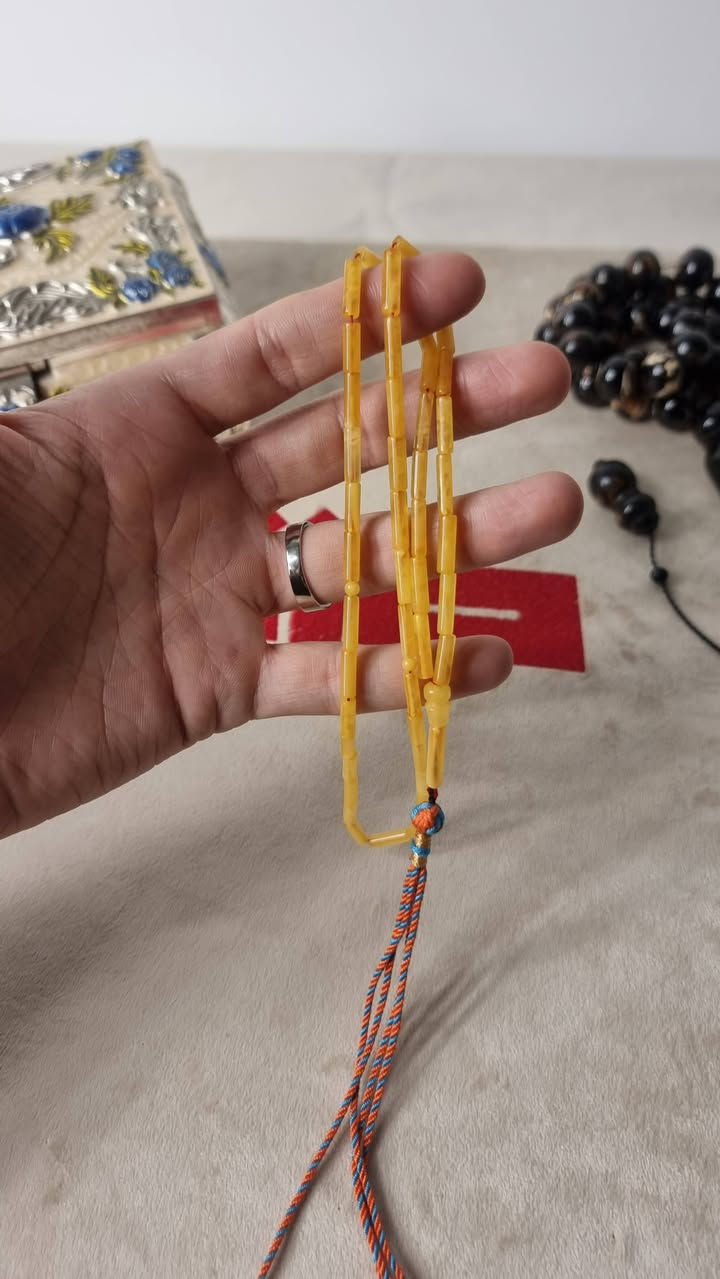 بسم الله تبارك الرحمن
كهرب بولندي قديم شجري كفيات
سعر القطعه ٤٥ الف
للتواصل دايركت او واتس اب


**إذا كنت صاحب هذا الإعلان وتريد حذفه لأي سبب، رجاءا أرسل رسالة إلى الدعم الفني**