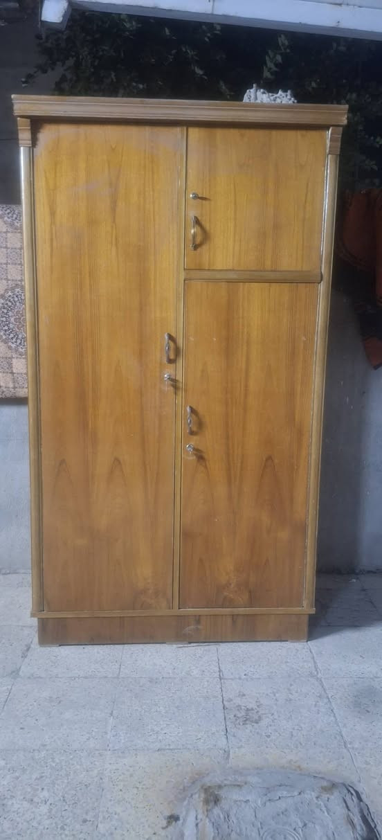 تخم ملكي سعره 350 قفل
كنتور سعره 150
مكاني ابو غريب النصر و السلام واكو توصيل بي واتساب ***********
