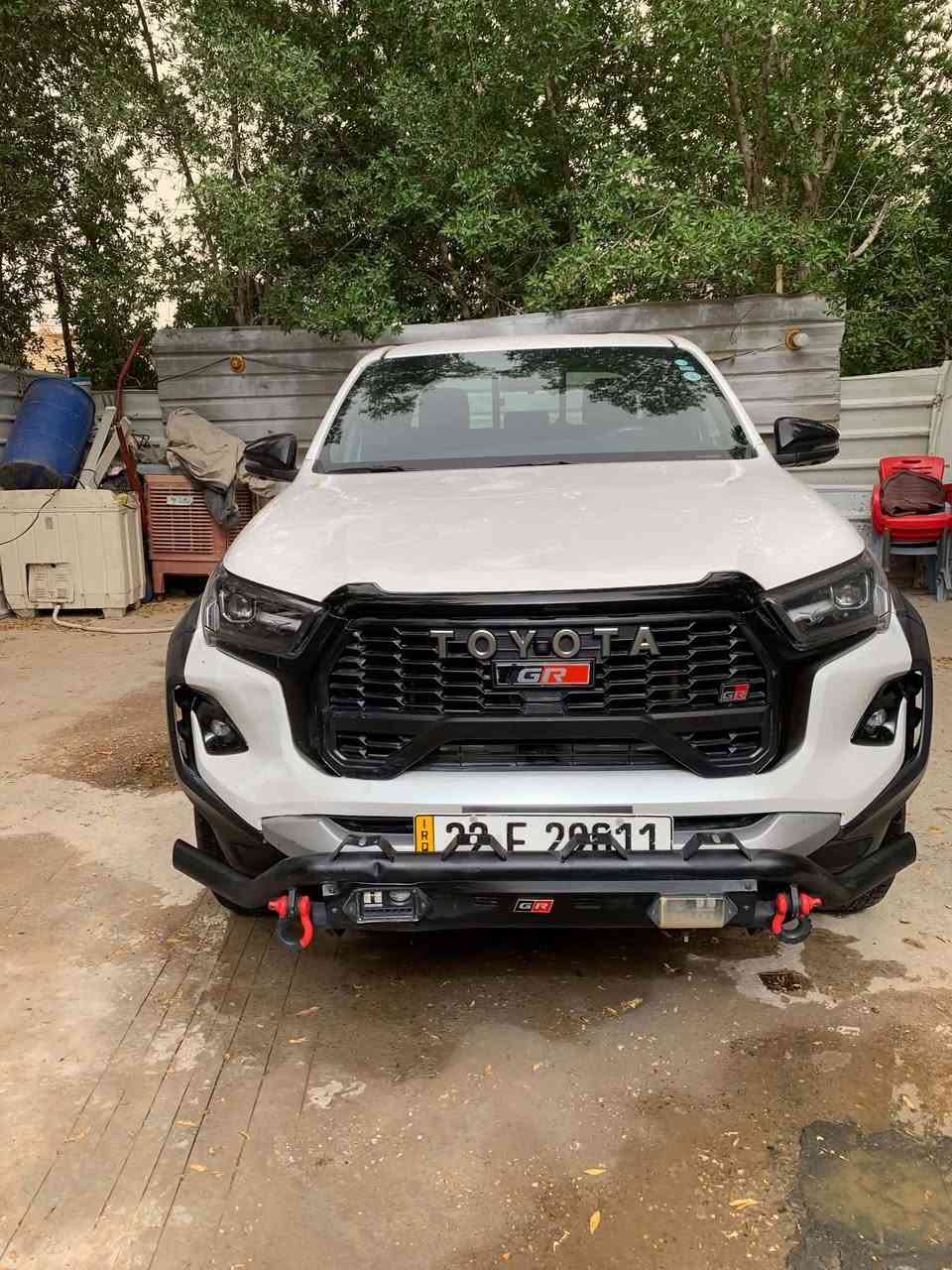 السلام عليكم عندي سياره للبيع جي ار سياره ماشيه 30 حلوه جديده سياره سعودي رقم أربيل تحويل مباشر السعر مناسب كير وتماتيك عنوان بغداد ولشراي يتصل على رقم ***********
