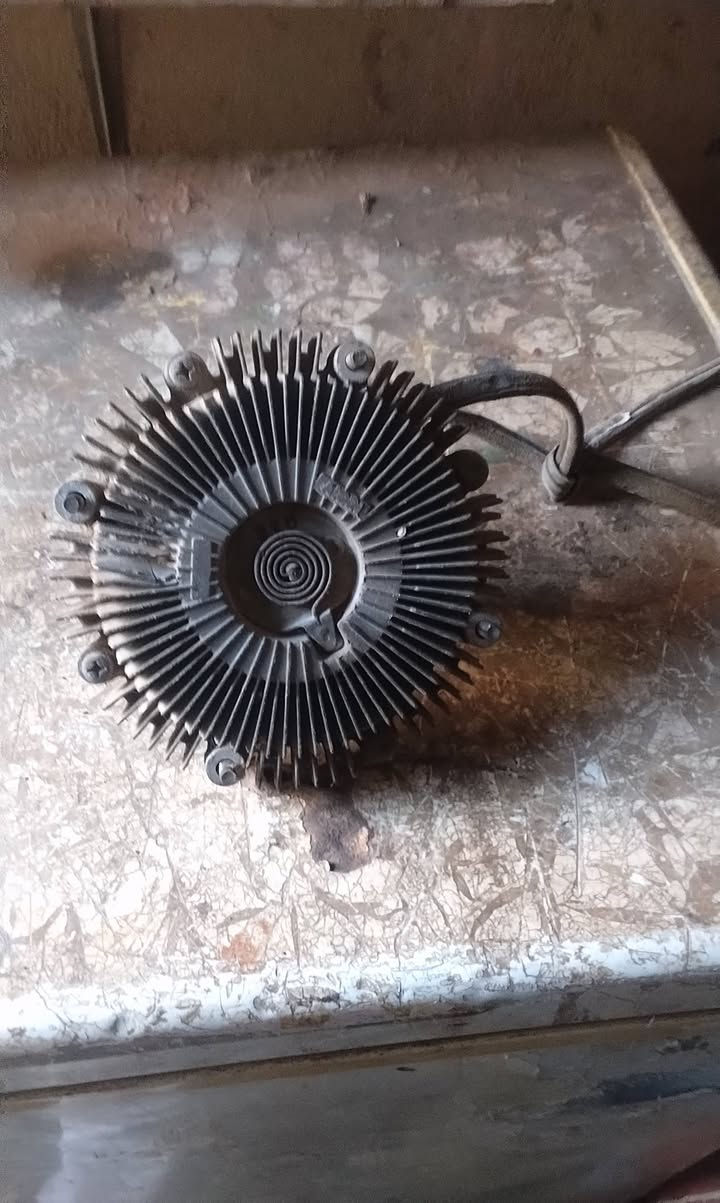 دينمو ١٢٠ شزط ٧٥
نوزلات ٦٠
عينه شغاله بدون جامه ٤٠
كبات حجم ١٤.    ٣٠
كلج في في تي شغال ٤٠.الف
  ناصريه مركز    ه ***********
