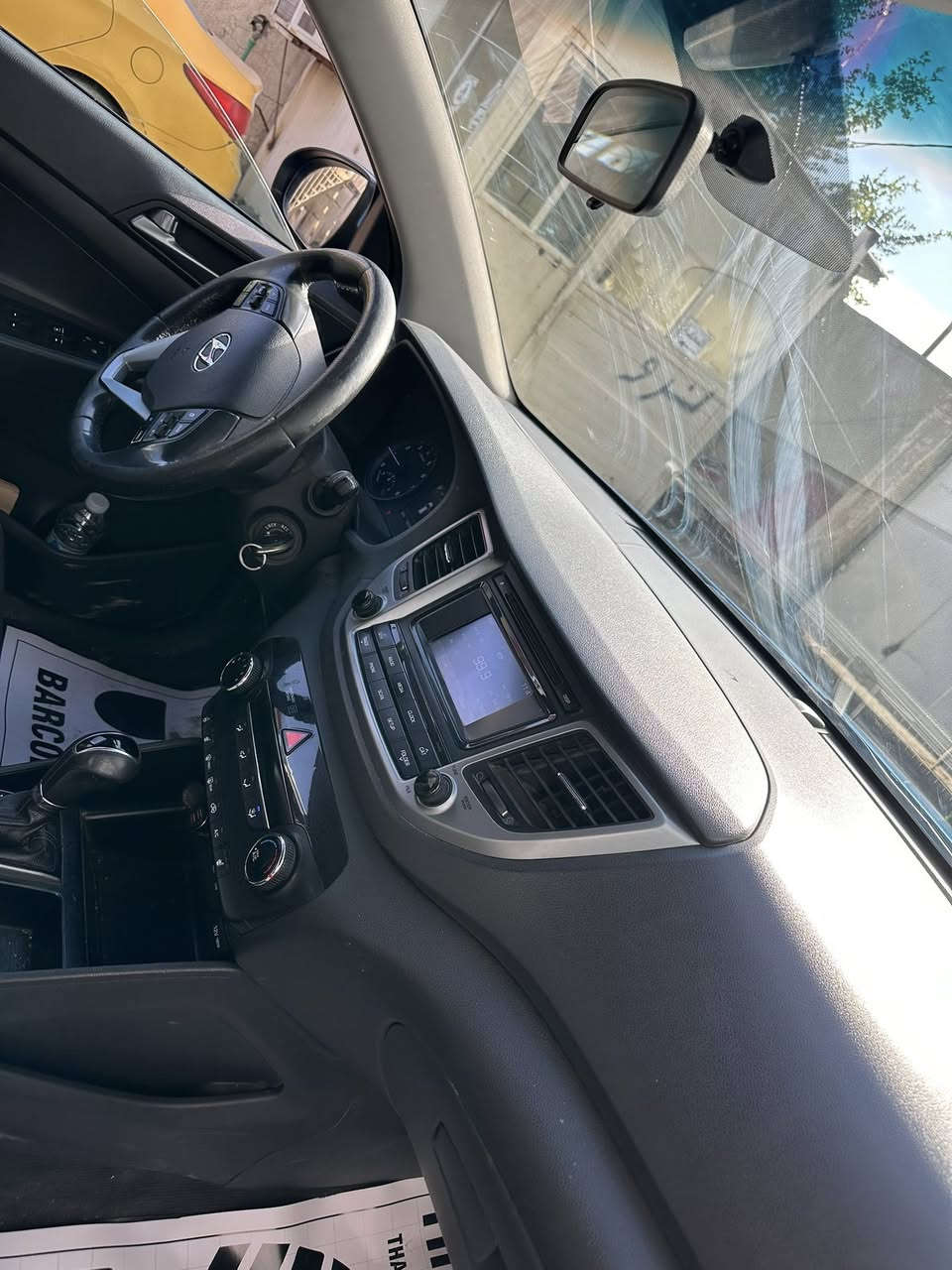 السلام عليكم للبيع توسان وارد امريكي ٢٠١٧ ماشية ١٤٦ رقم بغداد تحويل مباشر 
بيه قطعتين صبغ وحالوب شواصي ولغود كفالة 
مكينة ٢٠٠٠ مكينة مكفولة 
طخم تاير وتبريد كلة بشرط تدفئة بالكشنات وكامرة وتحكمات 
السعر ١٣٢ العنوان بغداد الكرخ 

***********
