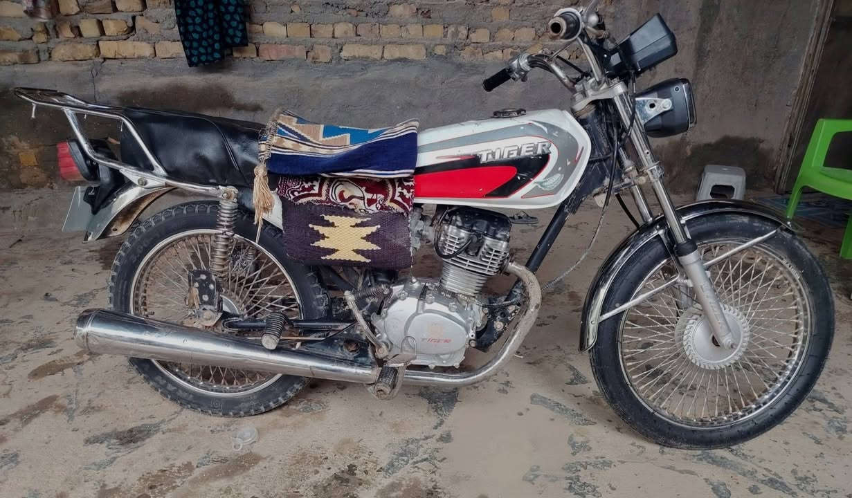 السلام عليكم تايكر21 اوراق
٣٦٠ وبيها مجال
مكاني حله ابو غرق *********** بي وتساب
