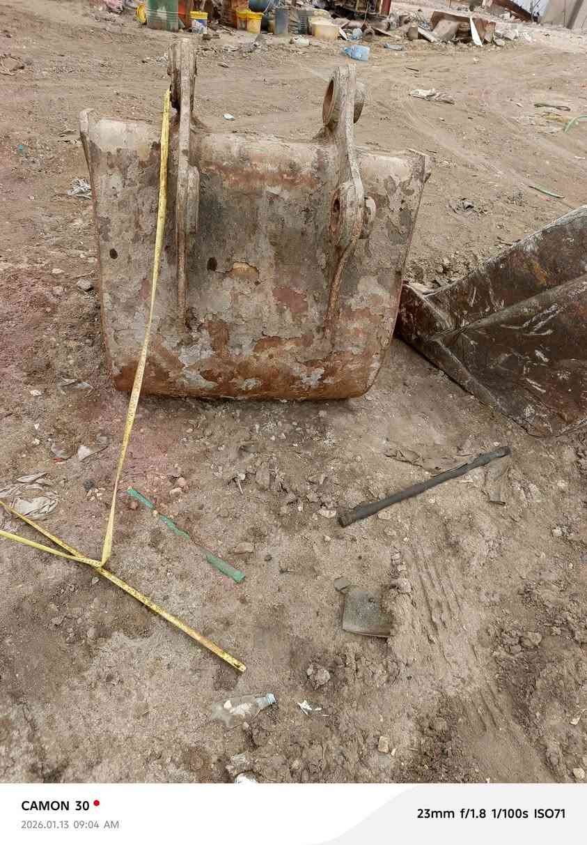 كيله، حفار، ٣٥٠عرض ١٣٠بلاديه، بوش، مابيه كسر، ولا لحيم رقم ***********اسيا، ***********
