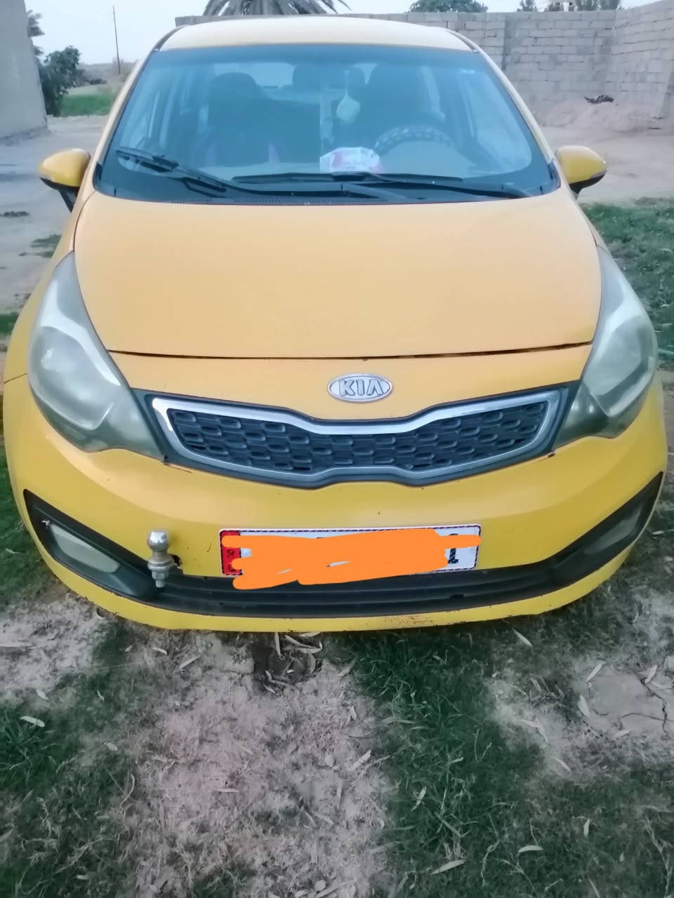 السلام عليكم كيه ريو للبيع موديل 12 رقم كربلاء انكليزي مصفره هيئه وغرامات مكينه وكير مكفولات تبريد شغال تخم تاير وحداديه جديده بيهه جاملغ مال السايق بيه طخه خفيفه لا تبديل ولا فتح المكان الدوانيه الحمزه الشرقي الاتصال على الرقم ***********
