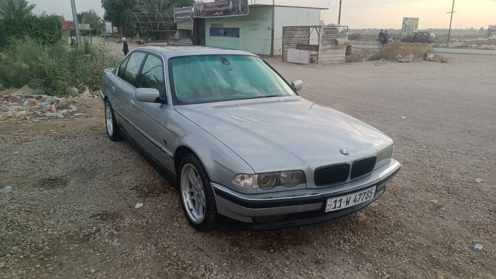 السلام عليكم بي ام 735i
موديل 95محدث 2000
متوازي على بيعتها السعر$ -103-$
سياره فول مواصفات 
اي استفسار اتصل 
مكاني بابل القاسم 
***********
*********** حلة, بابل
