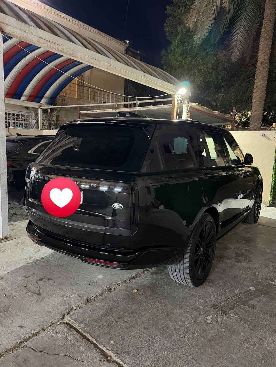 Range Rover Vogue Auto bikeraf p530
2023 ماشيه 30 الف وبعد السياره عليها سيرفس كامل جديد من الشركه وكاله سردار ضمان السياره جديده كولش رقم بغداد ميحتاج احجي عن مواصفات الفوج الاوتو بايكراف ال8 معروفه مواصفاتها.  
***********
