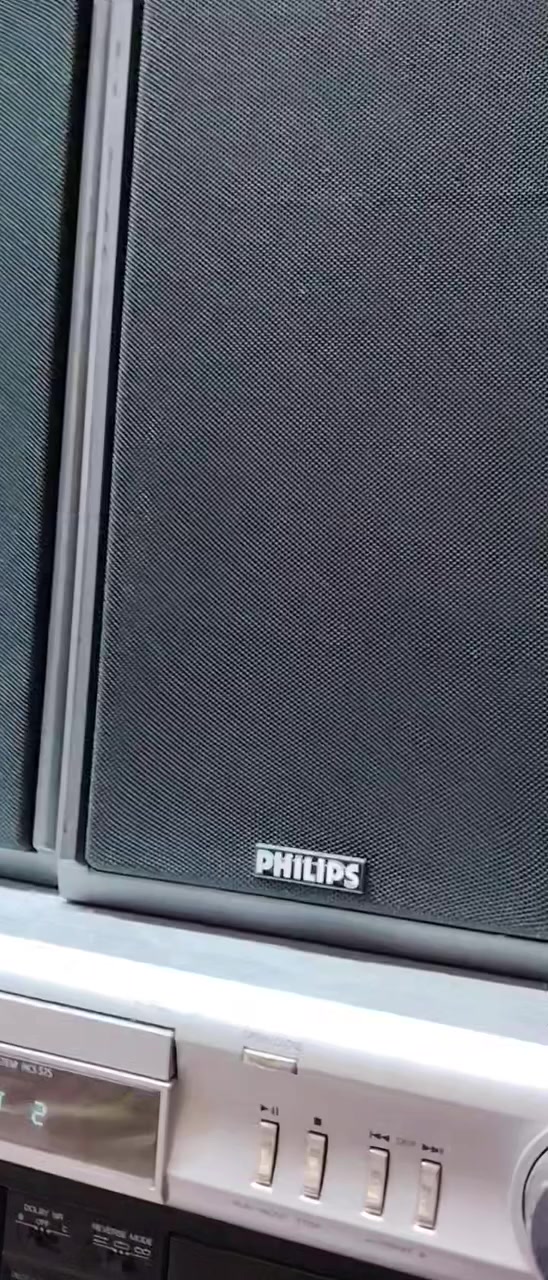 من رخصة الادمن .. امبفاير ماركة شنايدر حجم لارج   مدمج راديو موجة طويلة مع dvd ويشغل اربع سماعات ودمام مع تشغيل اوكس  كهرباء ٢٢٠ السعر ٥٠ الف ....يوجد توصيل


**إذا كنت صاحب هذا الإعلان وتريد حذفه لأي سبب، رجاءا أرسل رسالة إلى الدعم الفني**