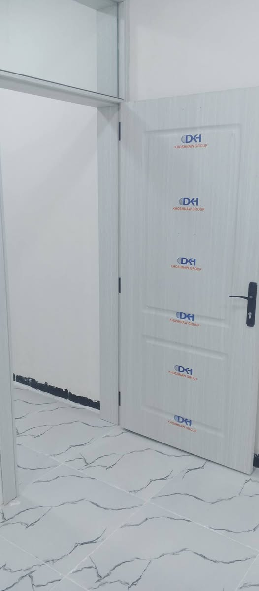 ئەم دووخانوە بۆفرۆشتن 100+100 سفرەو ماڵی تیانەجووە فول خدمات کۆڵانی سەبە نظام دكت مركزي 
عنوان کرکوک پنجاعلی نزیک دائیرەی کارەباکە
سعری هەردووخانۆکە 68 ملێنو مجال
***********
