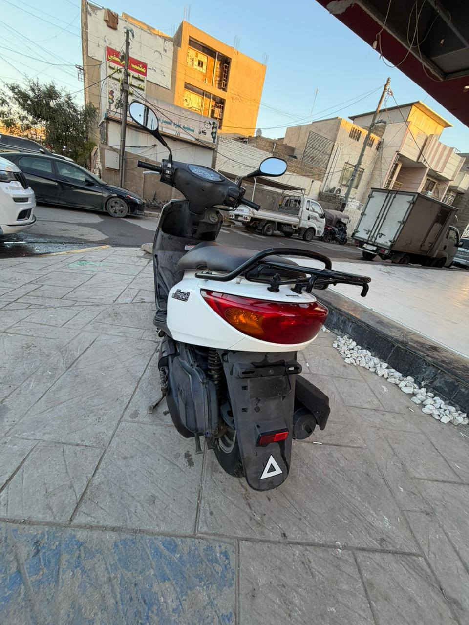 السلام عليكم 
من رخصة الادمن المحترم 
دراجه اكزز نول مكينة بلاد ما مفتوحه ولا برغي مفتوح ب الدراجة
زوج تايرات جدد
الدراجة نظيفه بمعنى الكلمة شلعه و معدل
مكاني (بغداد الحرية)
السعر مليون و 350 وبيه مجال للطيبين حك جيتك
للاستفسار:***********
