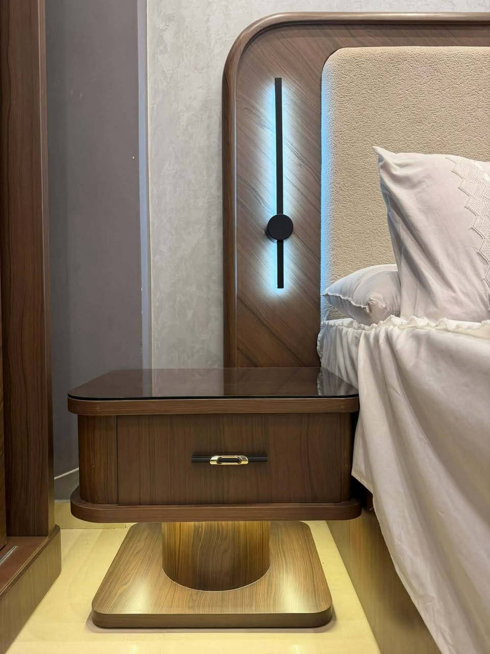 تصنيع وتصدير جميع أنواع الأثاث الحديث كلاسيك مودرن أنتيك وتنفيذ كافة التصميمات


**إذا كنت صاحب هذا الإعلان وتريد حذفه لأي سبب، رجاءا أرسل رسالة إلى الدعم الفني**