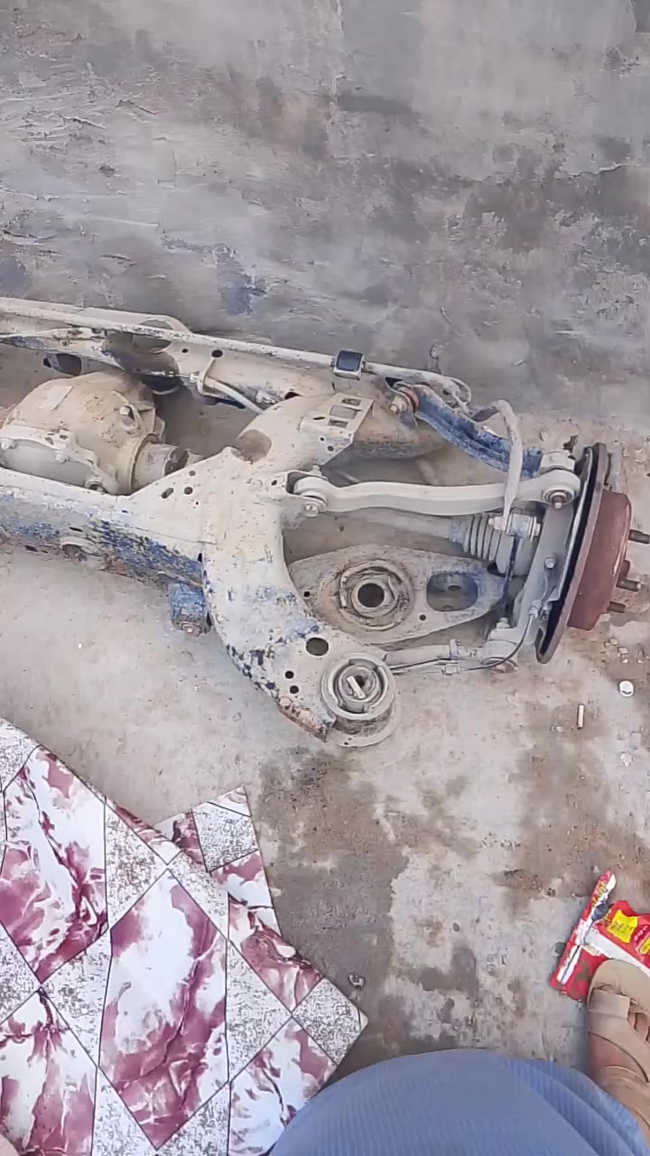 السلام عليكم عربانه جارجر من 11 ال14
اكسن شرط رباطات فجوج فريم ممات كامله مستعمله
السعر 150الف
عنواني البصره القرنه
رقم الهاتف
***********
