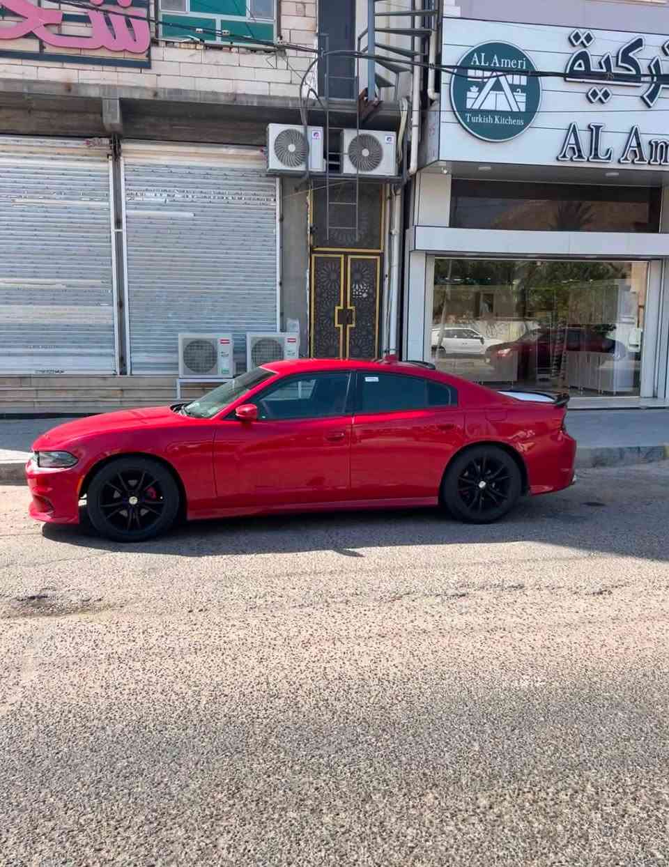 يالله سلام عليكم جارجر مديل2015 اصل مواصفات SXT رقم بغداد  سنويه وهزه جديده بسمي مكينه كير حداده تبريد خير من الله حادث البنيد فقط وبيها كلير  سونار بل منشور السعر165 وبيها مجال حك الجيه   مكاني بصره قرنه بني منصور باقي تفاصيل تصل وبلخدمه***********-***********
