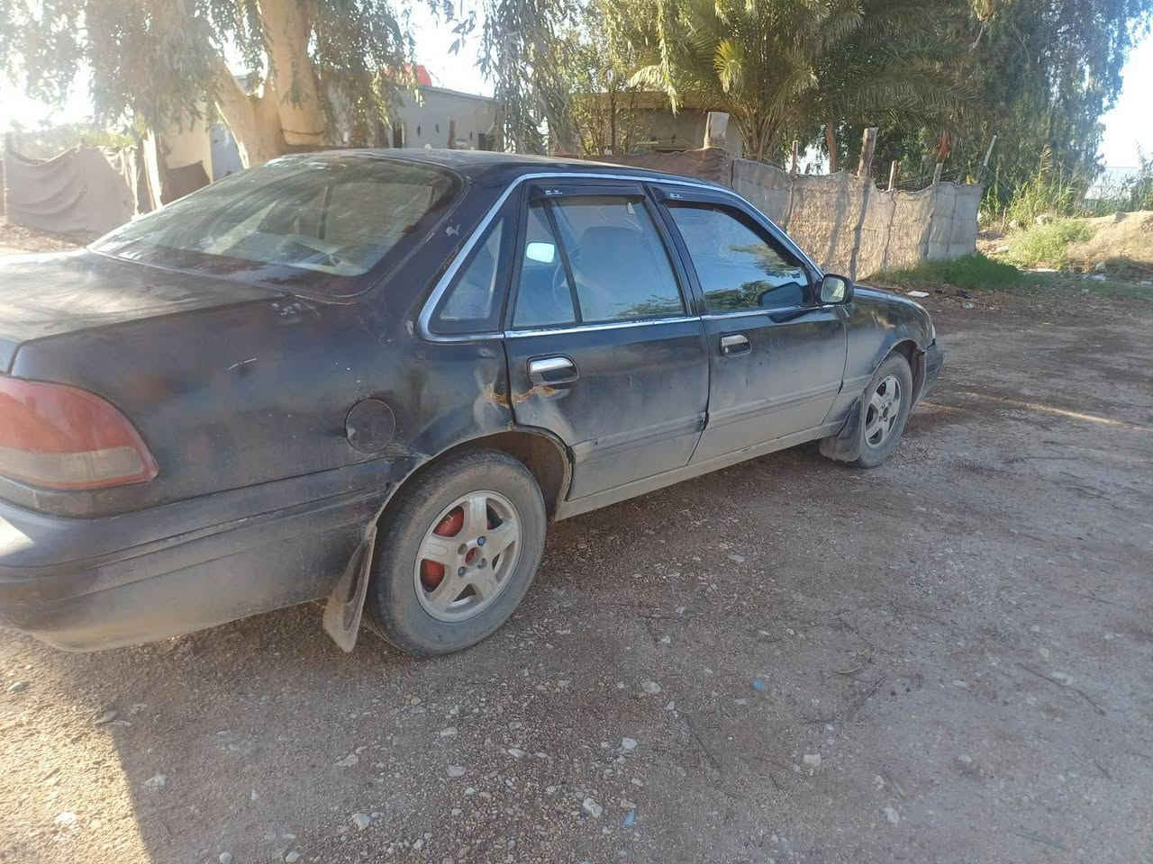 السلام عليكم للبيع برنس موديل ٩٦ سياره جاهزه 
مكينه مفتوح جديده 
كير اوتماتيك مكفول لاتأخير ولاطبه 
صدر خلفي امامي جديد 
تخم تاير جديد 
كهربائيات شغاله جام وكيجات
كشرها بي ملاحضات بس كاعد
سعرها ٢٩وبيها مجال 
مكانها بغداد ناحيه الرشيد للاستفسار الاتصال ***********
