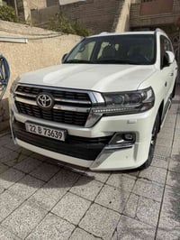 للبيع لاندكروز 2021 كراند تورنك بحريني ‏باب اول فول مواصفات ‏دشبول لكز...