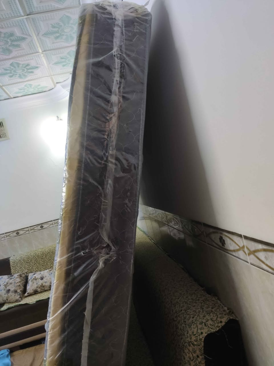 دۆشەگ دوو نەفەری توبی قیاس 180بە 200 بەرزی 30سم نوێ بەکارنەهاتوو 
دوشک نفرین طبی قیاس 180 200X الارتفاع 30سم جديد مامستعمل
بە 255 کردراوە وئێستا داوای 170 هەزار دەکەم
سعر الشراء 255الف سعر المطلوب 170الف
قیاسی گەورەیە بۆیە دەفرۆشم
العنوان اربیل. أربيل, العراق


**إذا كنت صاحب هذا الإعلان وتريد حذفه لأي سبب، رجاءا أرسل رسالة إلى الدعم الفني**