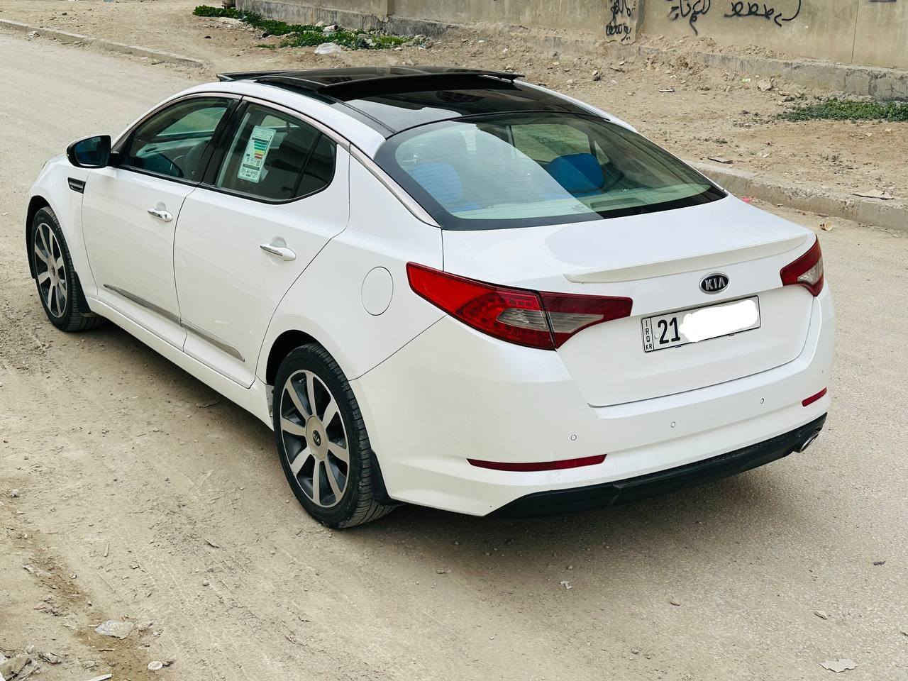 السلام عليكم اوبتما 2013 خليجي رقم سليمانيه دولي شرط التحويل فول مواصفات مكفوله عدا شبر كارت وشبر بارد مواصفات بنراما طگتين بصمة تشغيل ، بصمة ابواب  ، حساس خلفي ، كامرا ،  ، تبريد قطعتين ،  ، مري شفط ، اشاير بالمري  ، شفتات سترين دشبول كادنزا شاسه تاب كامره خلفيه ذاكره خزن موسقى حساسات خلفيه مثبت سرعه ايكو منضومة بانزين ، باتري ، منضومة ماء ، تخم تاير ، صدر .كله جديد والسياره مال جناي مناقصها اي شي  مكاني الحله السعر 135 للاستفسار ***********
