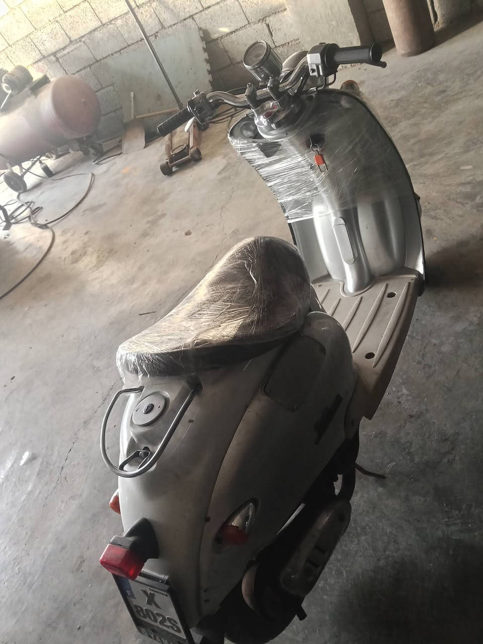 للبيع عبد الحليم محرك ما مفتوح نقص باتري فقط السعر 350
***********
