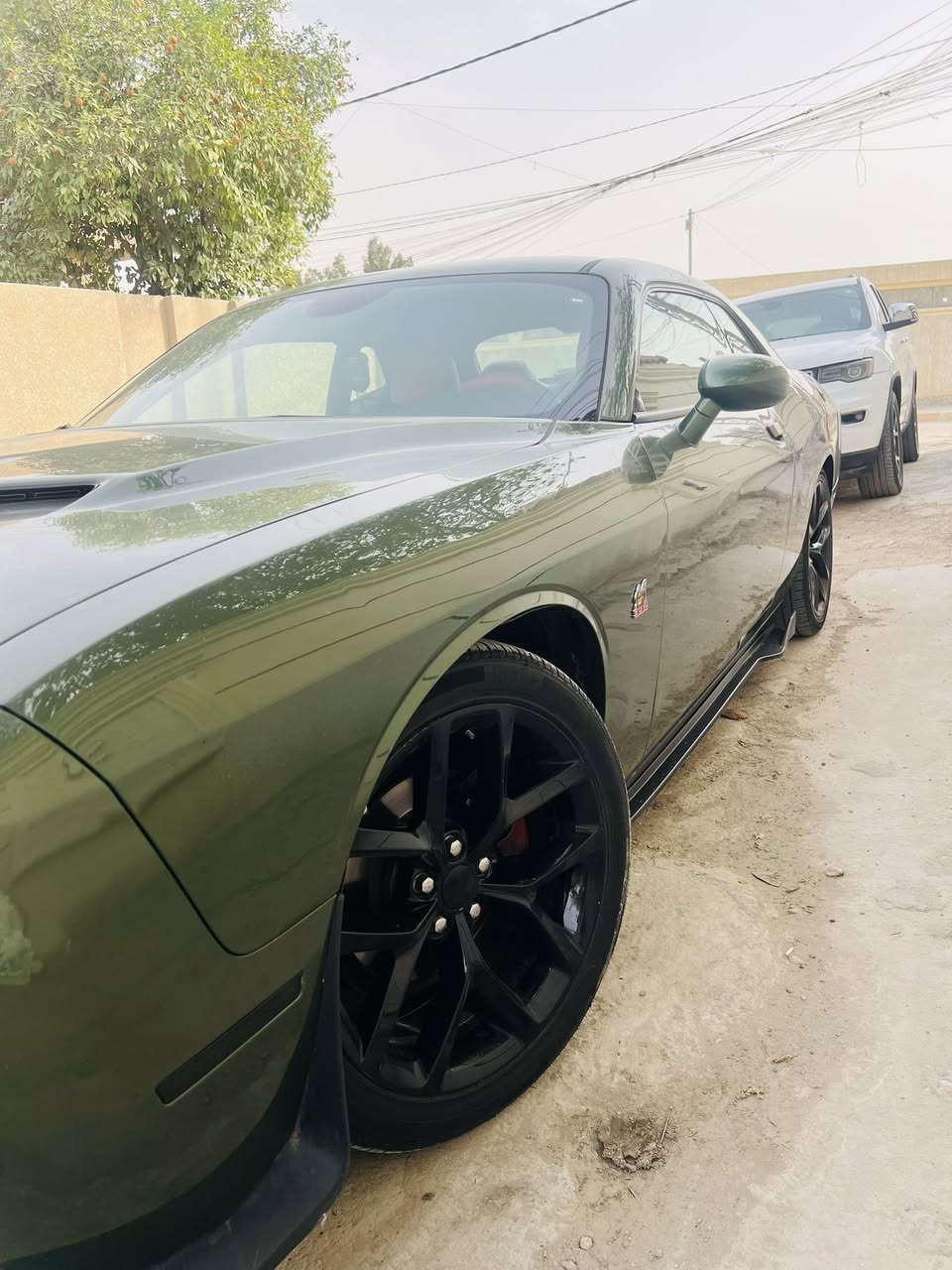 � للبيع – دودج جالنجر 2019
لون زيتوني مميز 💚

▪️ الموديل: 2019
▪️ الممشى: 60 ألف ميل
▪️ اللون: زيتوني ميتاليك
▪️ الحادث: فقط جاملغ (ضرر خفيف) وايسر بارد بي فقط الامامي

▪️ السنوار: موجود
▪️ رقم: أربيل
▪️ الملكية: باسمي جاهزة للنقل

السيارة نظيفة جداً وحالتها ممتازة

جاهزة للفحص بأي مكان 👌

📞 للاستفسار: (***********)
